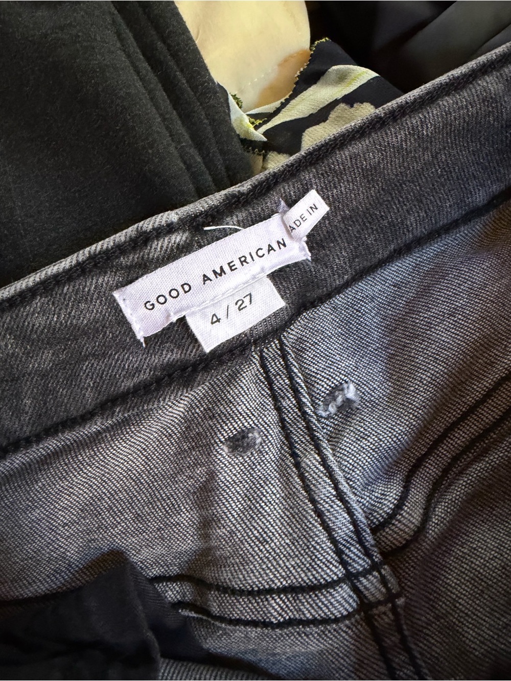 Good American Midi High Waist Stretch Skirt - Faded Gray Wash Frayed Hem size 4 - Picture 2 of 4